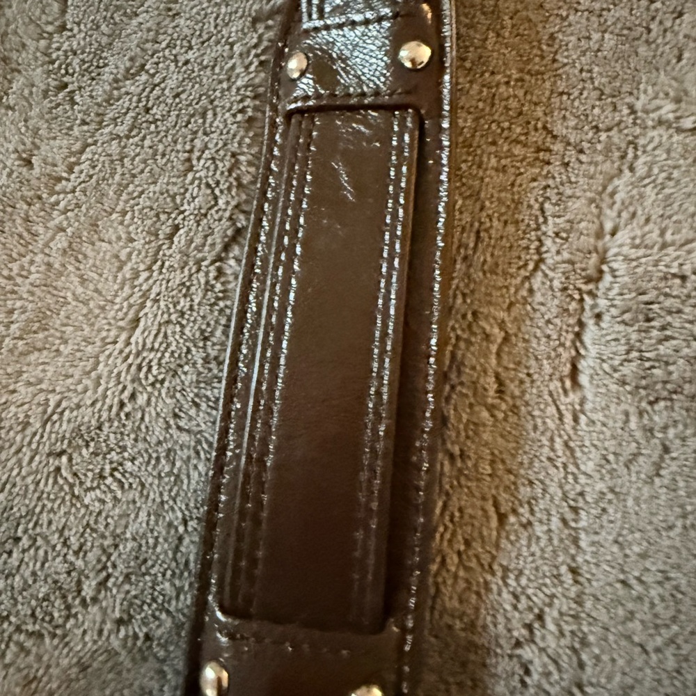 Coach Tan and Brown Signature Shoulder Bag excellent condition, satin bag - Picture 14 of 16